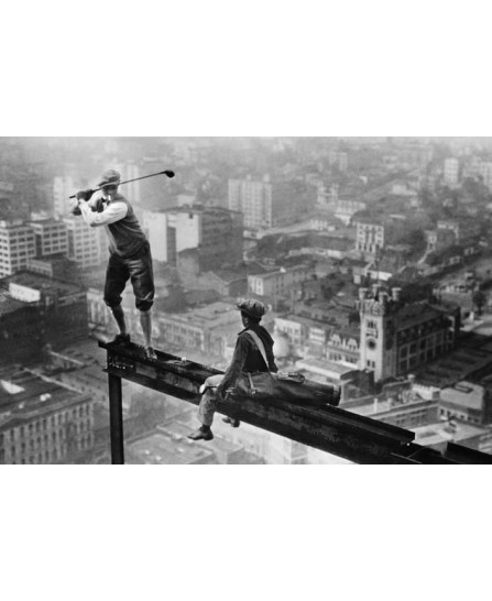 NY - Tee Time Golf on a Skyscraper NY - Tee Time Golf on a Skyscraper